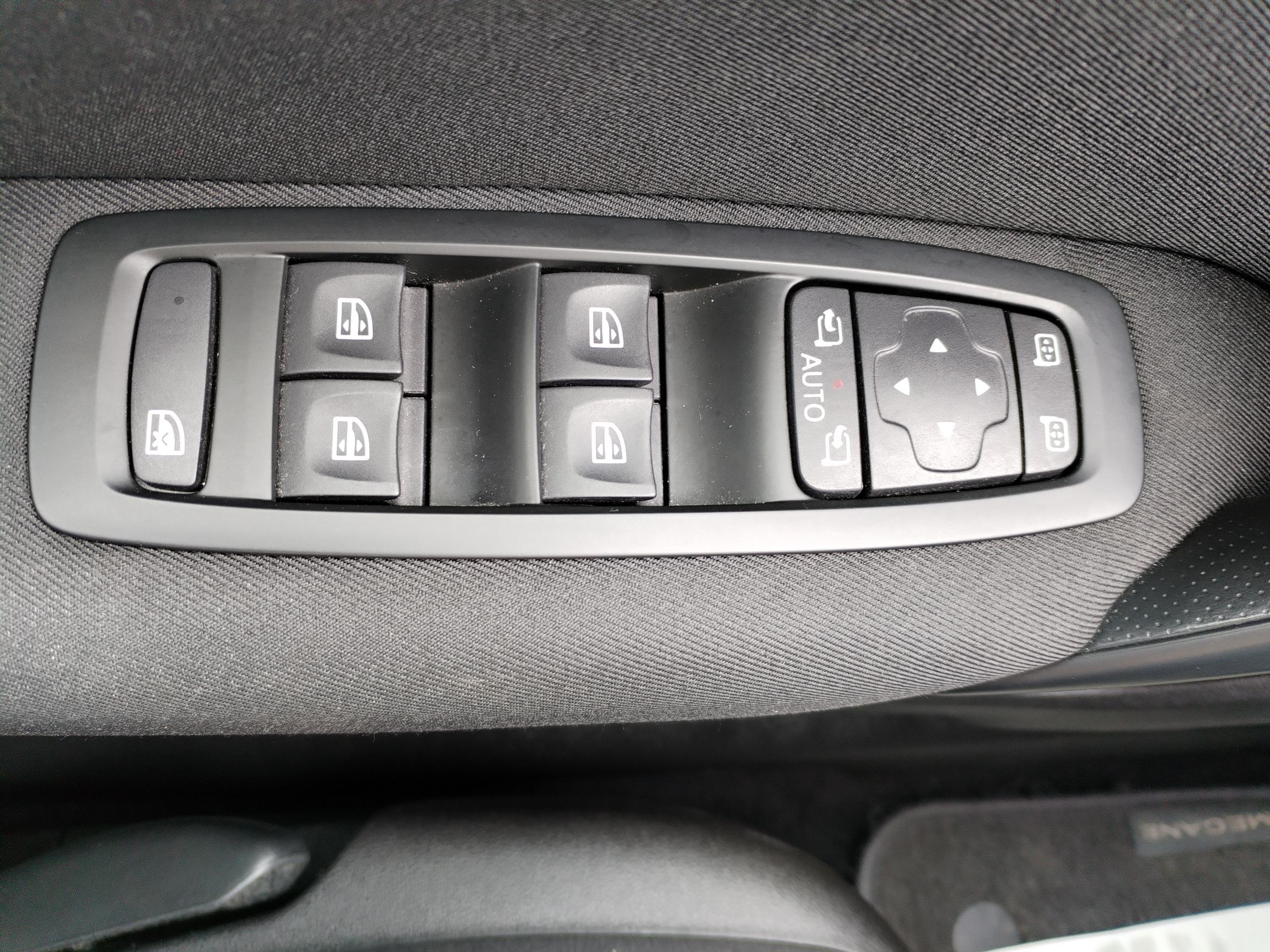 RENAULT  MEGANE IV